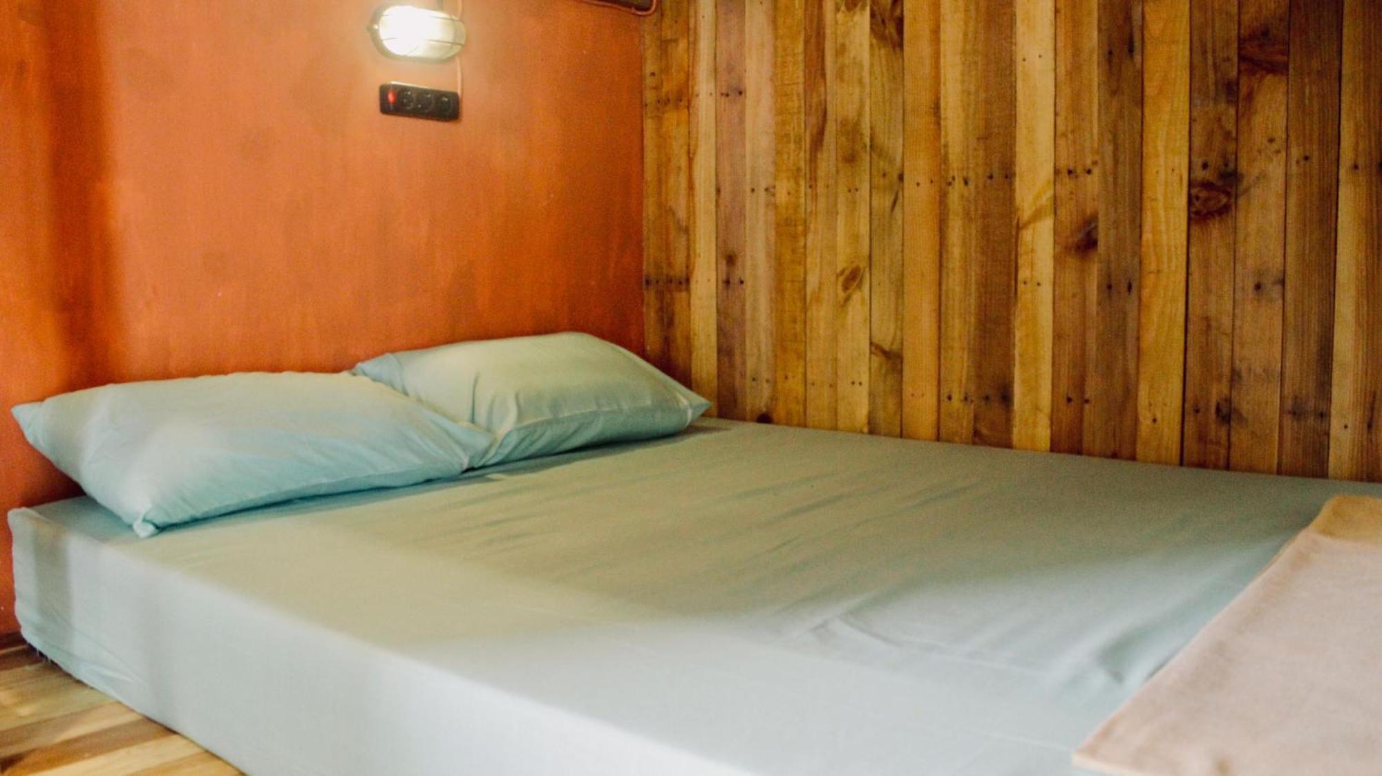 Indigo Motel Karimunjawa Exteriör bild