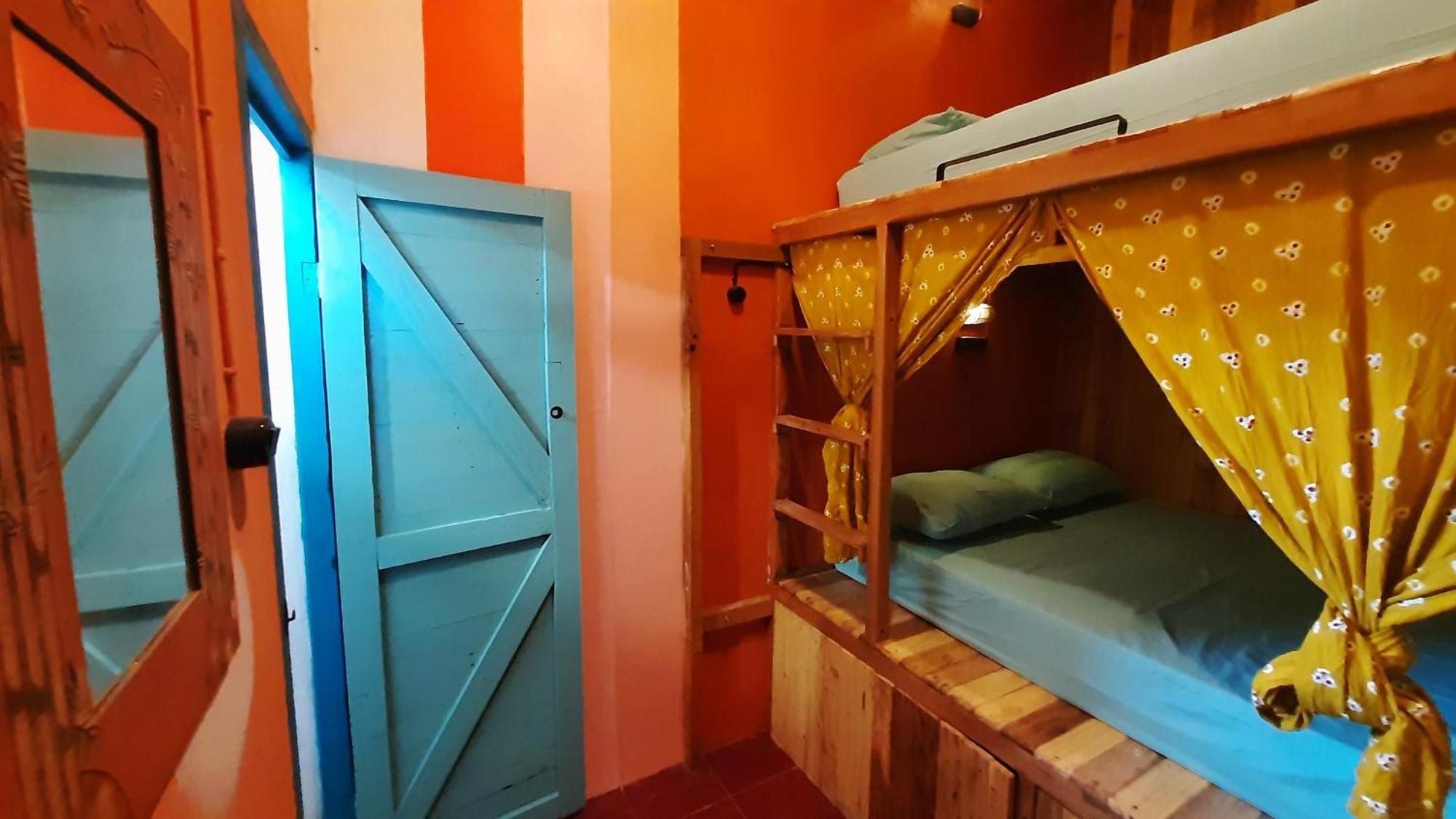 Indigo Motel Karimunjawa Exteriör bild